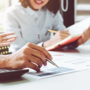 Cross-Border Expansion Consulting